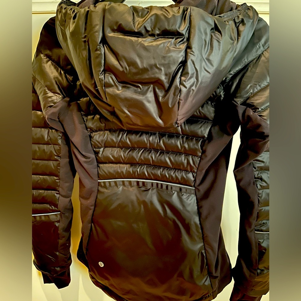 Lululemon First Mile Down Jacket - image 8